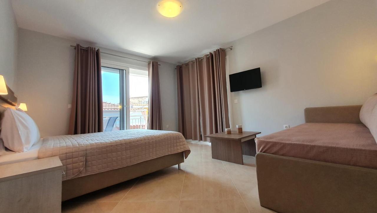 Vasiliki House *